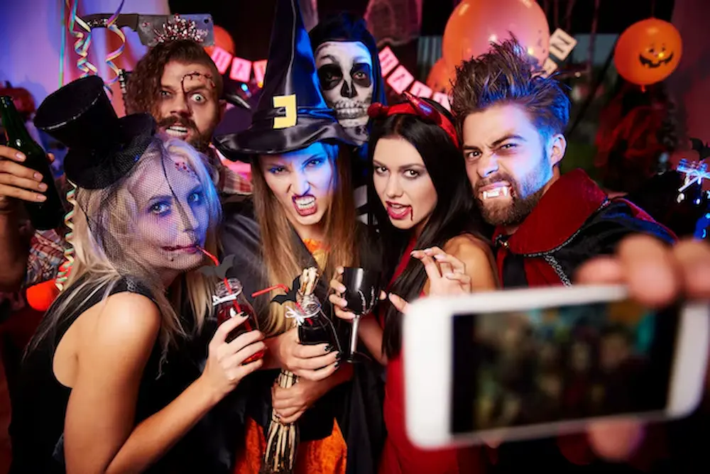 fiestas de halloween lgtb