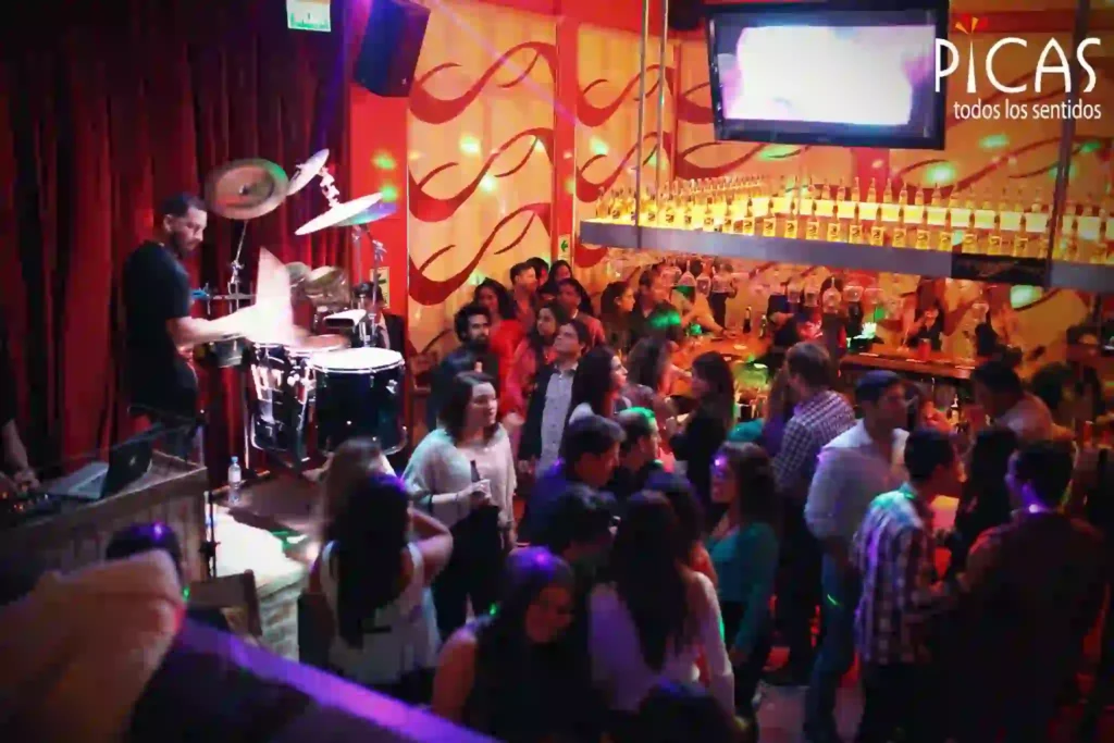Picas bar gay